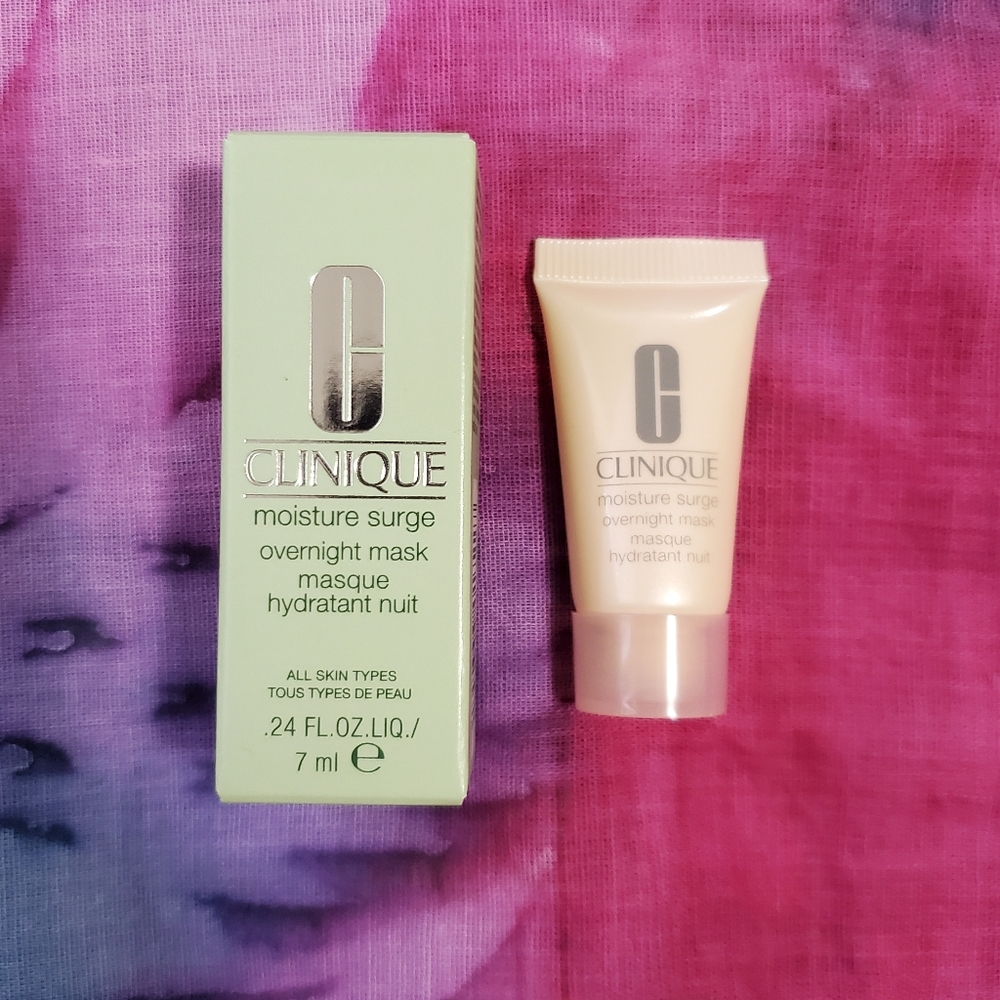 🍓5 for $20 - Moisture Surge Overnight Hydrating Mask